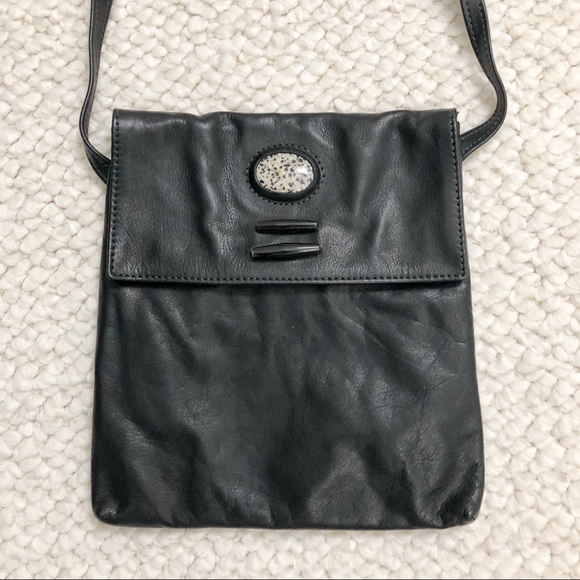 Breezy Mountain Leather Crossbody Black Bag